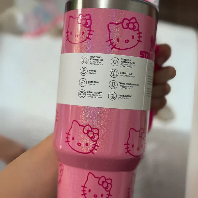Stanley termos çeşitleri ile sıcak ve soğuk içeceklerinizi uzun süre muhafaza edin! Stanley pipetli termos, Stanley kahve termosu ve Stanley mug termos modelleri, günlük kullanım için idealdir. Stanley kulplu termos ve Stanley outdoor termos 1.3 lt, doğa tutkunları için mükemmel bir seçim sunar. Şık tasarımıyla Stanley Barbie termos ve Stanley termos pembe, tarzınıza renk katar. Stanley termos en ucuz fiyat seçenekleriyle kaliteli ve dayanıklı bir kullanım sunarken, Stanley termos çanta ile taşıması da oldu