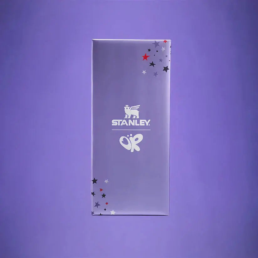 Stanley termos modelleriyle içeceklerinizi saatlerce sıcak veya soğuk tutun! Pratik kullanımıyla Stanley pipetli termos, kahve severler için Stanley kahve termosu ve ergonomik tasarımıyla Stanley mug termos günlük hayatınıza konfor katıyor. Stanley kulplu termos ve Stanley outdoor termos 1.3 lt, kamp ve doğa gezileri için mükemmel bir seçenek sunarken, Stanley Barbie termos ve Stanley termos pembe şık ve modern tasarımlarıyla göz dolduruyor. Stanley termos küçük modellerden büyük hacimli Stanley 1.3 lt term