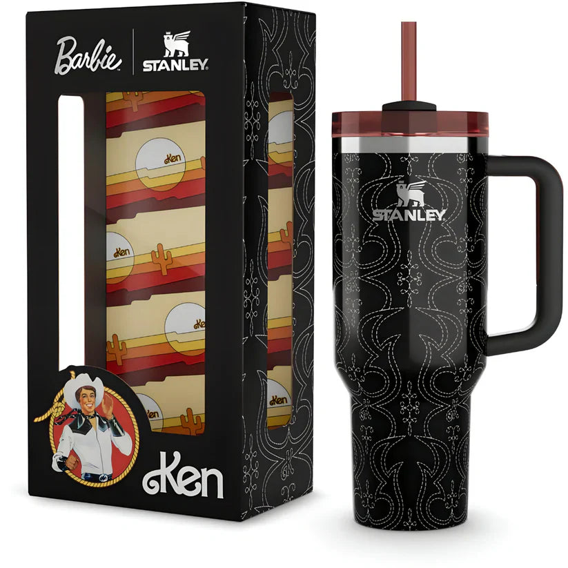 Stanley termos modelleriyle içeceklerinizi saatlerce sıcak veya soğuk tutun! Pratik kullanımıyla Stanley pipetli termos, kahve severler için Stanley kahve termosu ve ergonomik tasarımıyla Stanley mug termos günlük hayatınıza konfor katıyor. Stanley kulplu termos ve Stanley outdoor termos 1.3 lt, kamp ve doğa gezileri için mükemmel bir seçenek sunarken, Stanley Barbie termos ve Stanley termos pembe şık ve modern tasarımlarıyla göz dolduruyor. Stanley termos küçük modellerden büyük hacimli Stanley 1.3 lt term