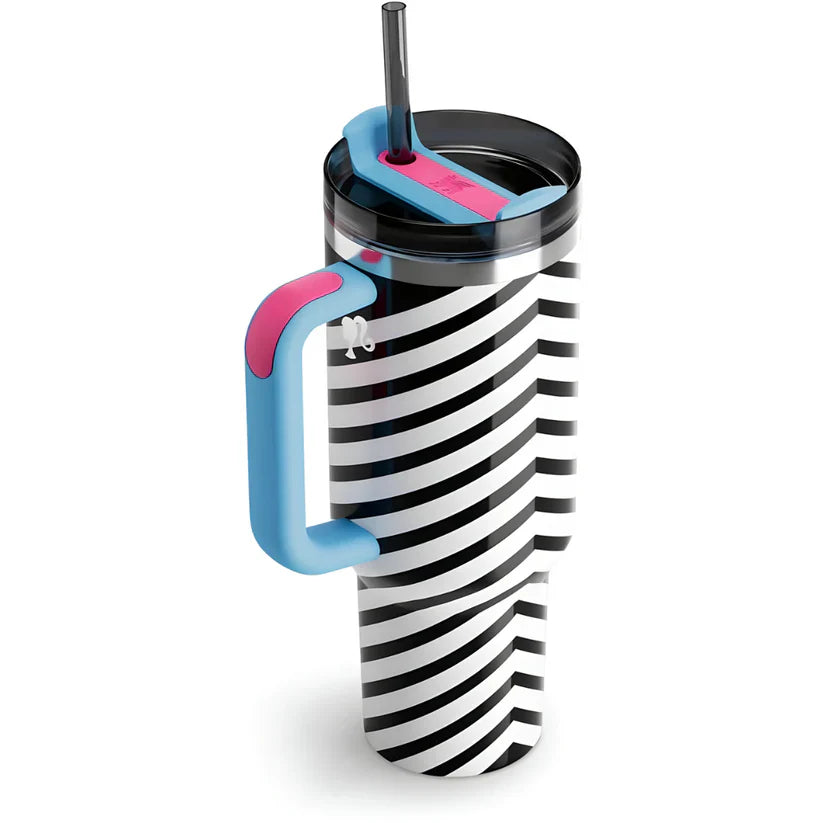 Stanley termos çeşitleri ile sıcak ve soğuk içeceklerinizi uzun süre muhafaza edin! Stanley pipetli termos, Stanley kahve termosu ve Stanley mug termos modelleri, günlük kullanım için idealdir. Stanley kulplu termos ve Stanley outdoor termos 1.3 lt, doğa tutkunları için mükemmel bir seçim sunar. Şık tasarımıyla Stanley Barbie termos ve Stanley termos pembe, tarzınıza renk katar. Stanley termos en ucuz fiyat seçenekleriyle kaliteli ve dayanıklı bir kullanım sunarken, Stanley termos çanta ile taşıması da oldu