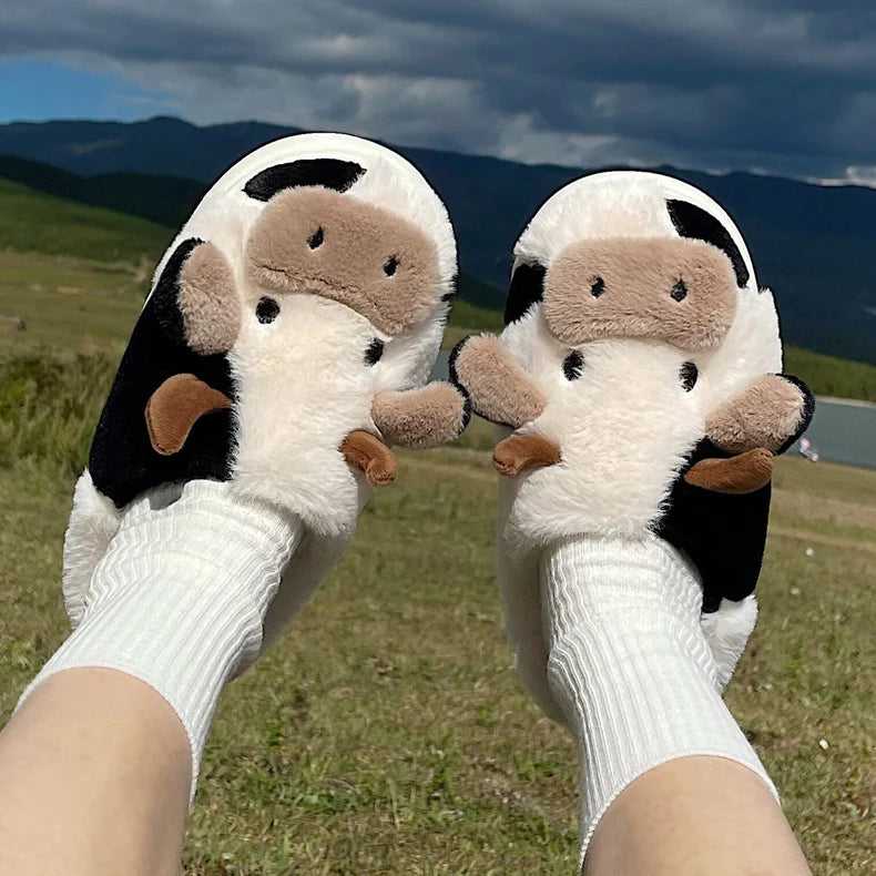 Gifthane Peluş İnek Terlik