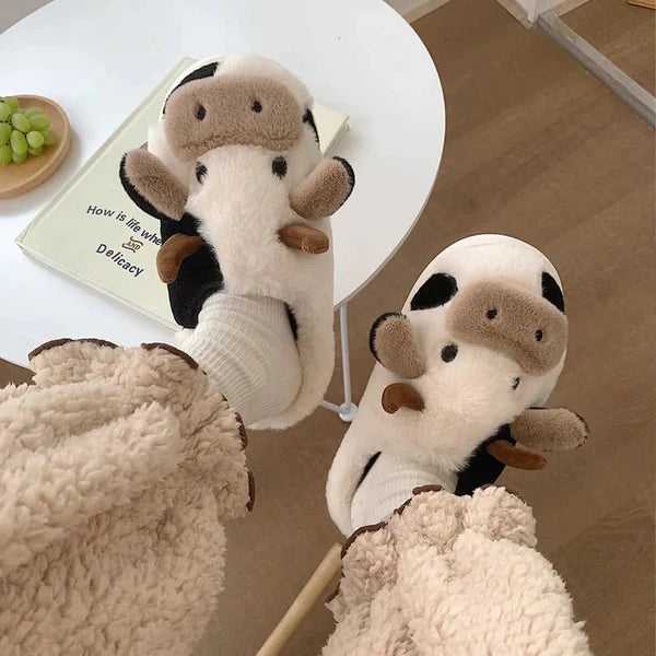 Gifthane Peluş İnek Terlik