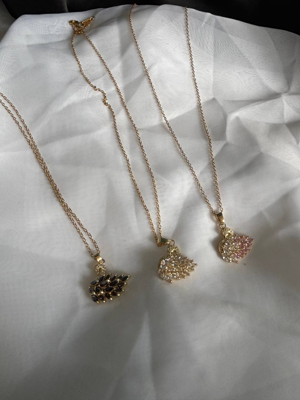 MNDStore™ Swan Necklace