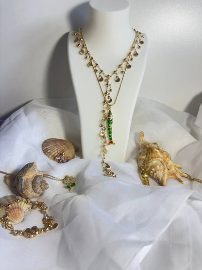 Collar en Y con cadena de conchas marinas